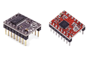 DRV8825 vs A4988 Porovnávacia príručka