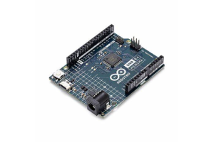 Komplexný sprievodca po minimách Arduino Uno R4